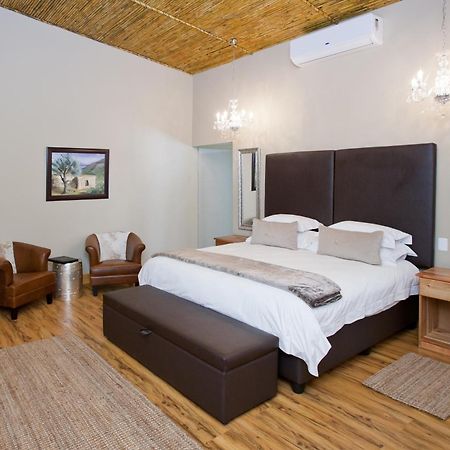 Surval Boutique Olive Estate Villa Оудсхорн Стая снимка