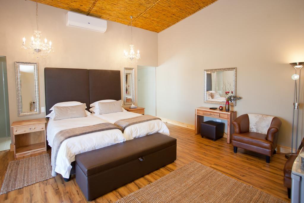 Surval Boutique Olive Estate Villa Оудсхорн Екстериор снимка
