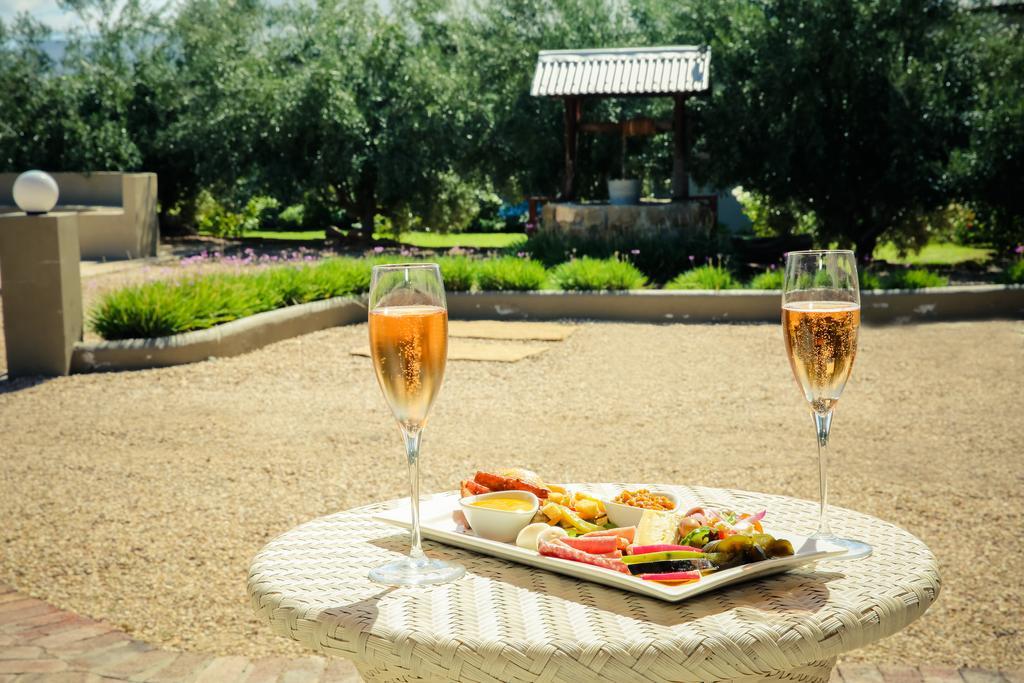 Surval Boutique Olive Estate Villa Оудсхорн Екстериор снимка