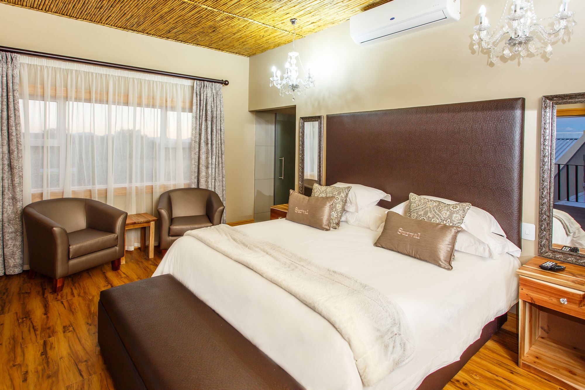 Surval Boutique Olive Estate Villa Оудсхорн Екстериор снимка